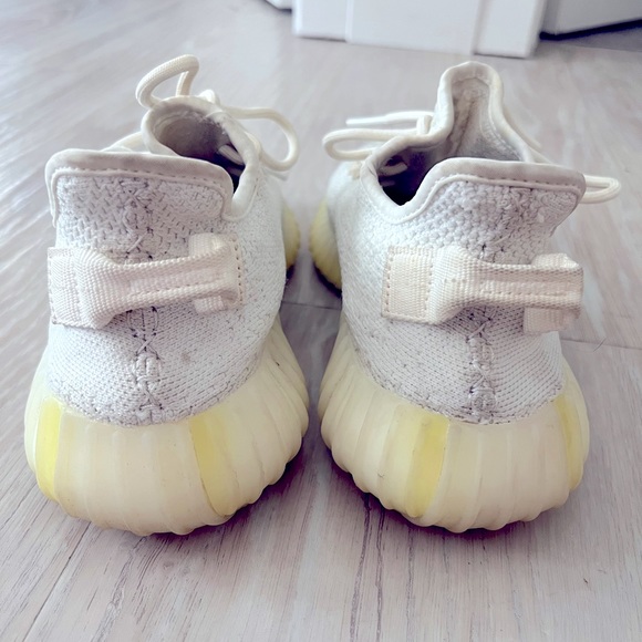 Yeezy Boost 350 V2 Cream - Picture 6 of 9